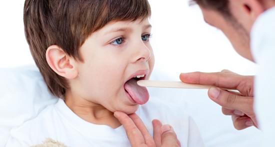 хвороби горла у дитини