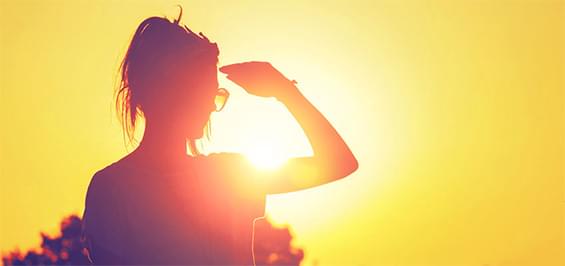 Солнечная аллергия: причины, симптомы и лечение